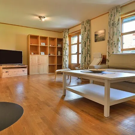 Heideroeschen Park Heideroeschen 7 ツィングシュト